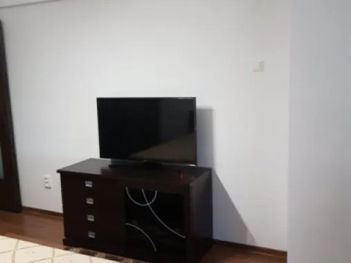 Apartament cu doua camere, mobilat si utilat - Str Tecuci, T-uri