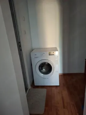 De inchiriat apartament cu 2 camere, Ireg, etajul 1, 450 euro