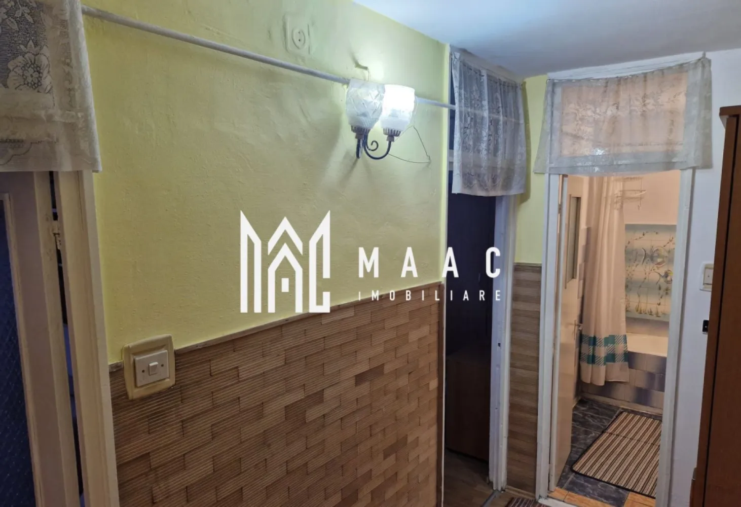 Apartament 3 Camere I Decomandat I Zona Turnisor