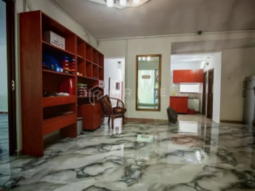 De Vânzare sau Închiriere: Clădire Mixtă (188 mp) cu Teren de 160 mp