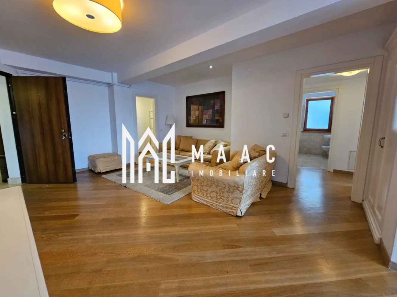 Apartament 3 camere I 2 bai I Garaj I Calea Dumbravi