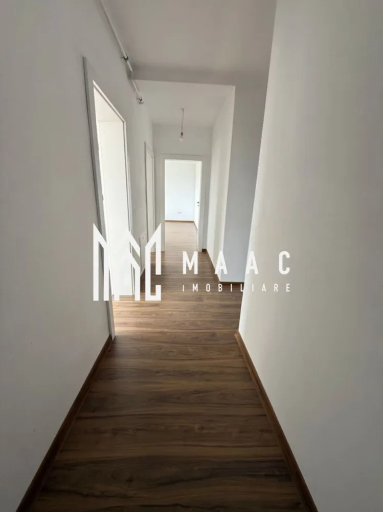 Apartament 3 camere | 77 MP | Bucătărie închisă | 2 terase | Loc de parcare