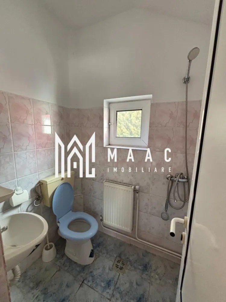 Cazare muncitori I 30 persoane I Simeria - MAAC Imobiliare va propune spre inchiriere Spațiu generos de 200 mp, situat în Simeria, ideal pentru grupuri mari, echipe de muncitori.Capacitate de cazare pentru până la 30 de persoane, cu 5 băi și bucătărie complet utilată, oferind tot confortul necesar!

Locația este excelentă: piața se află chiar lângă proprietate, restaurant vis-a-vis, iar cofetăria la parter — tot ce ai nevoie la doar câțiva pași distanță.

Preț: 200€ / luna/persoana/ toate taxele incluse(apa,curent ,gaz

Pentru mai multe detalii precizati ca ati vazut anuntul cu ID CP3097571