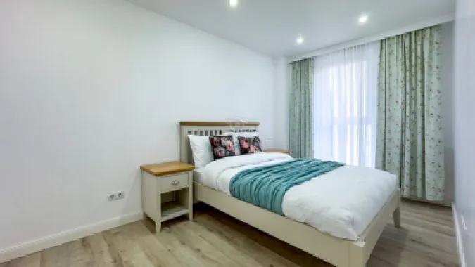Apartament cu 3 camere de vânzare în zona Centrală