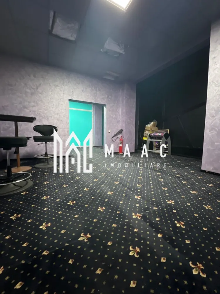 Spatiu Comercial | Ostroveni | Casa Stiintei - MAAC Imobiliare vă propune spre închiriere un spațiu comercial cu potențial excelent, situat în Râmnicu Vâlcea, cartier Ostroveni, într-o zonă intens circulată pietonal. Spațiul are o suprafață utilă de 65 mp și este compartimentat eficient în 3 camere, grup sanitar, beneficiind de o vitrină stradală generoasă de aproximativ 10 mp, ideală pentru vizibilitate și promovare. Imobilul se pretează pentru multiple tipuri de activități comerciale (birouri, salon, cabinet, magazin, punct de servicii etc.), iar locurile de parcare sunt disponibile chiar în fața clădirii, un avantaj important pentru clienți. Zonă cu trafic pietonal intens Vizibilitate foarte bună Compartimentare practică Posibilitate de reamenajare – se oferă perioadă de grație de 30 de zile Condiții de închiriere: * Chirie: 700 euro/lună + TVA * Garanție: 1 lună de chirie * Contract flexibil, ideal pentru dezvoltarea unei afaceri Pentru mai multe detalii sau pentru programarea unei vizionări, MAAC Imobiliare vă stă la dispoziție. id: CP2864890 }}