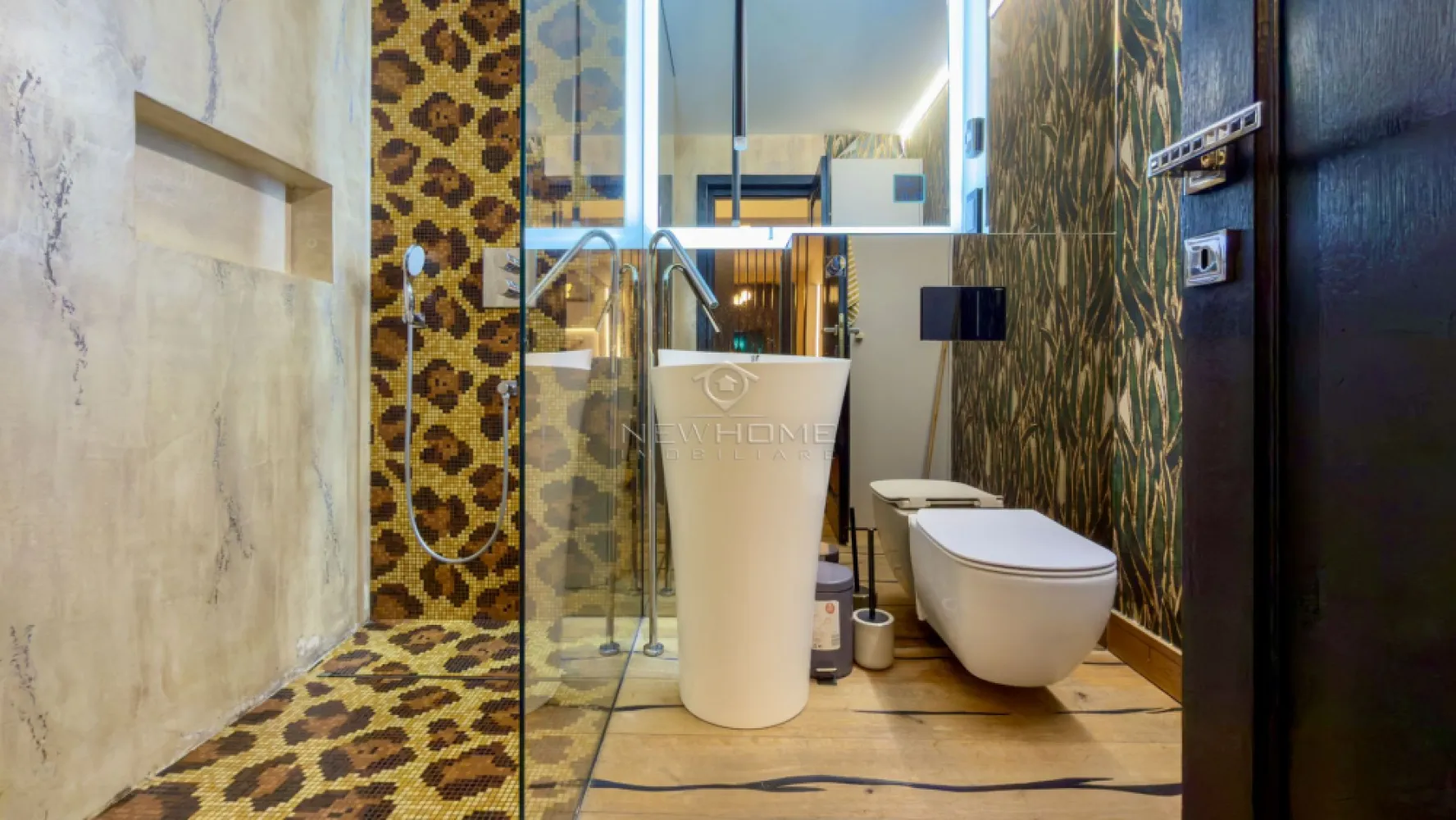 Apartament modern cu 2 camere, Luminia, Europa
