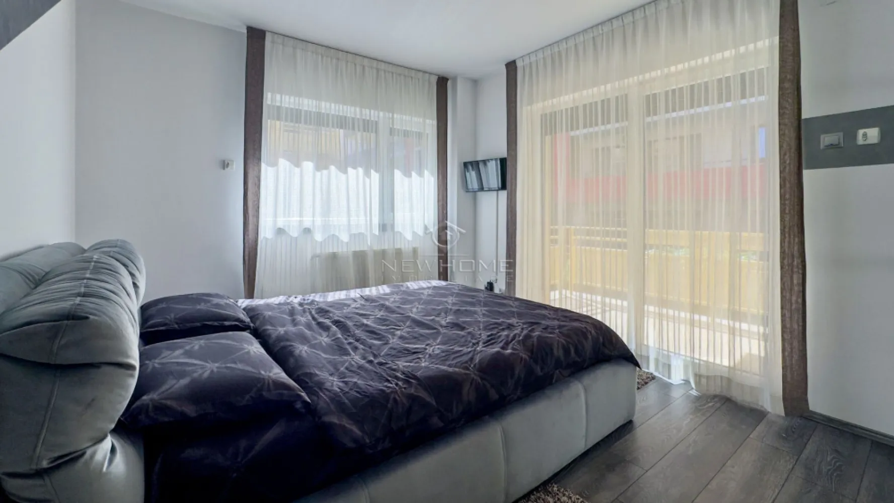 Apartament 3 camere 90 mp, 20 mp terasa, 90 mp gradina