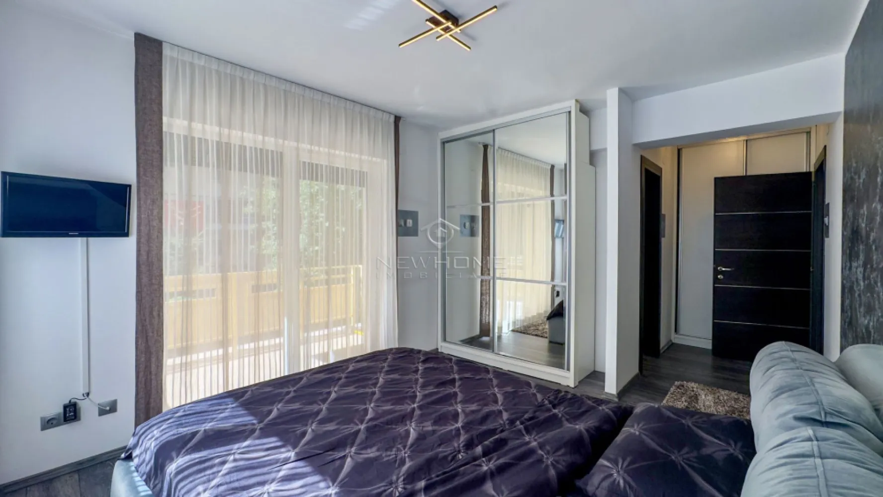 Apartament 3 camere 90 mp, 20 mp terasa, 90 mp gradina