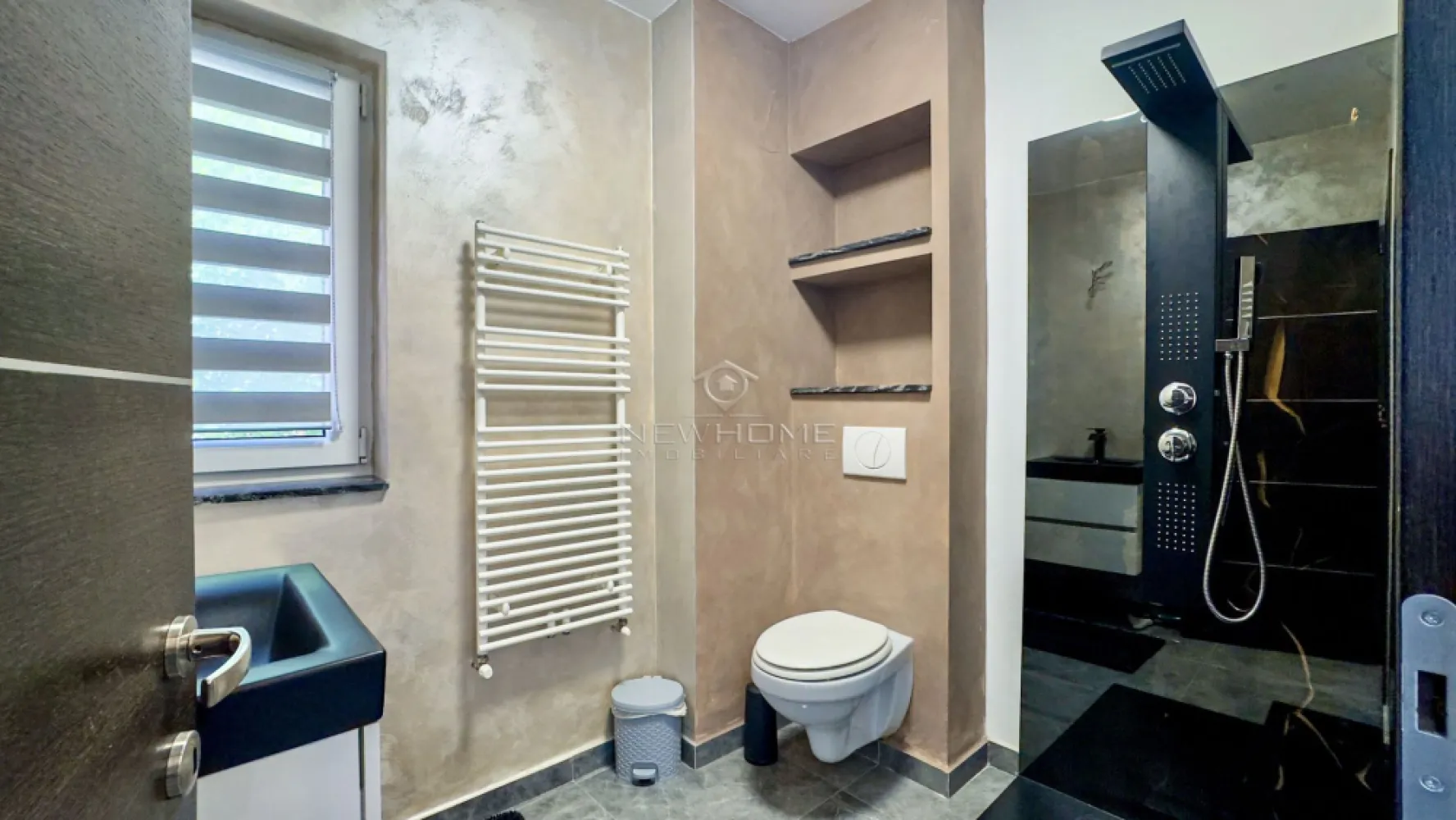 Apartament 3 camere 90 mp, 20 mp terasa, 90 mp gradina