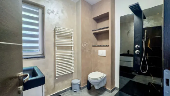 Apartament 3 camere 90 mp, 20 mp terasa, 90 mp gradina