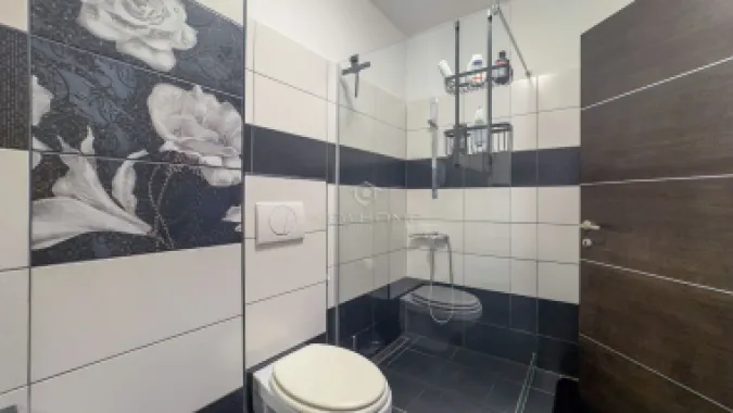 Apartament 3 camere 90 mp, 20 mp terasa, 90 mp gradina
