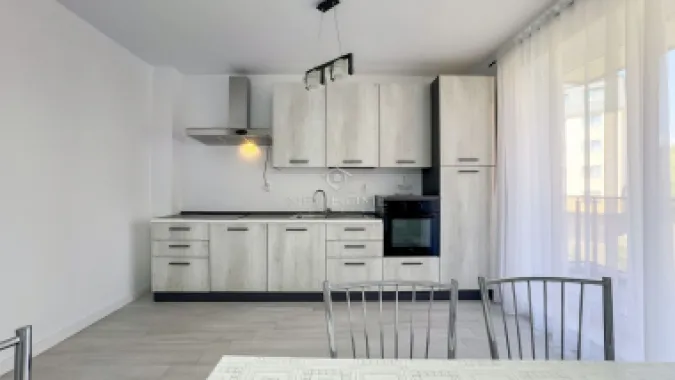 Apartament 2 camere decomandat, Parcare, Chinteni