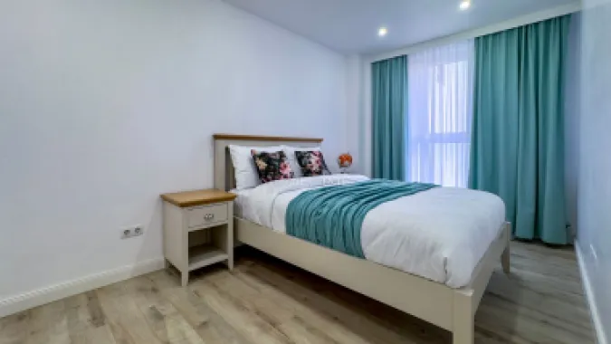 Apartament cu 3 camere de vânzare în zona Centrală