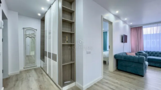 Apartament cu 3 camere de vânzare în zona Centrală