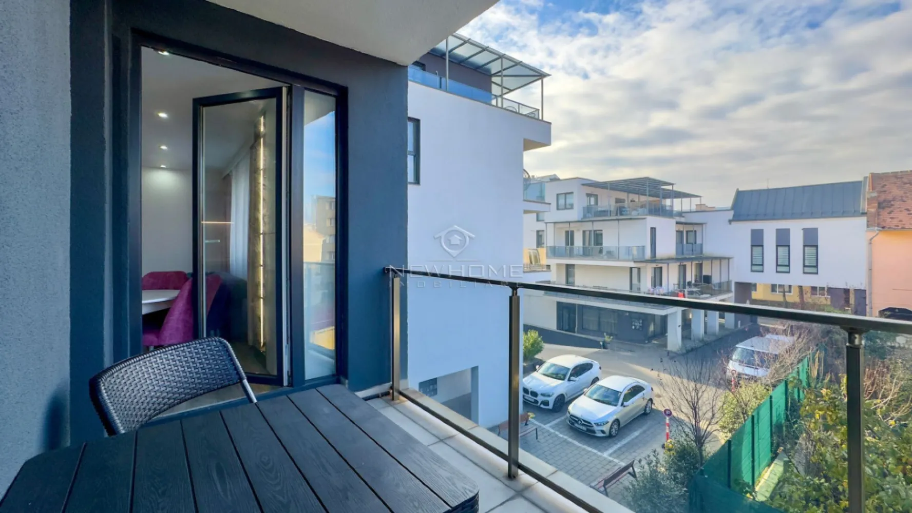 Apartament cu 3 camere de vânzare în zona Centrală