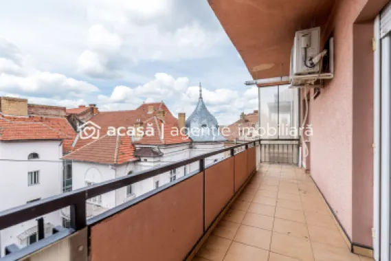Apartament ultrafinisat la cheie cu 2 camere decomandat Piata Mica