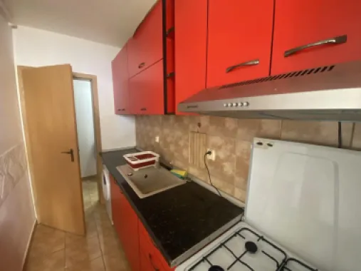 Apartament modest 2 camere de inchiriat zona Cedonia - Str Aleea Haiducului