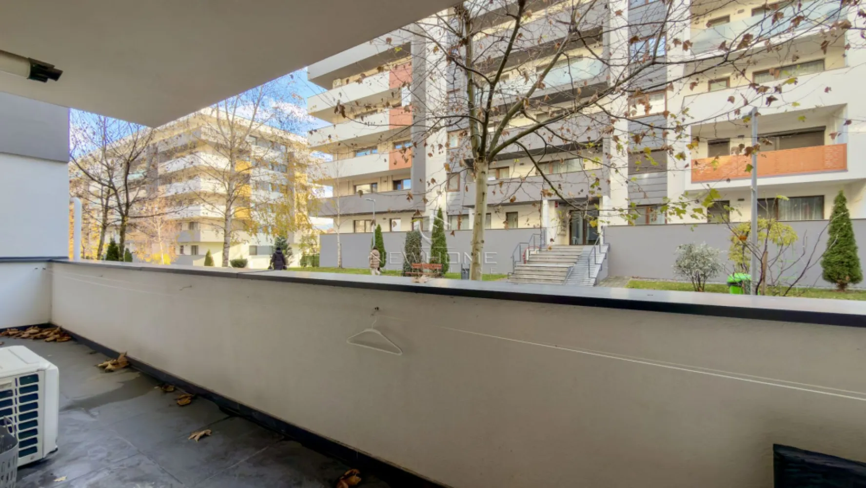 Apartament modern cu 2 camere, Luminia, Europa
