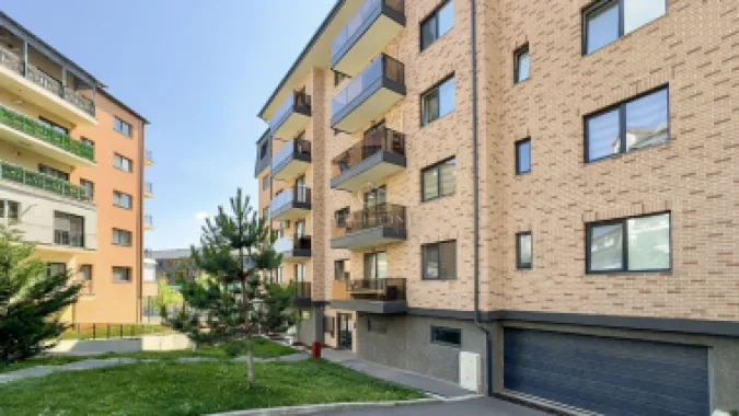 Apartament 2 camere decomandat, Parcare, Chinteni