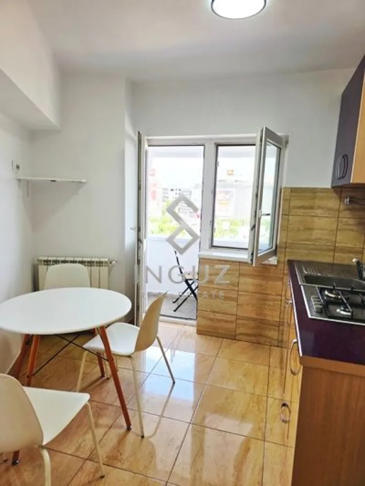 2 camere de închiriat – FIX la Metrou Unirii 1 - Studio 2 camere de închiriat – FIX la Metrou Unirii 1 ⬇️ العربية ⬇️
Ultracentral | Totul NOU

Apartament tip studio, recompartimentat modern în 2 camere, situat ultracentral, la doar câteva secunde de stația de metrou Unirii 1.
Locuința este complet renovată, foarte luminoasă și pregătită pentru mutare imediată.

• 43 mp
• Bloc modern construit după 1990
• Totul nou – renovat recent
• Mobilier nou
• Smart TV LG 4K nou
• Aer condiționat
• Boiler propriu
• Videointerfon
• Balcon cu vedere panoramică către rondul Unirii
• Bucătărie complet utilată
• Acces dublu în bloc

Poziție premium, ideală pentru persoane care își doresc acces rapid către centrul orașului, metrou, restaurante și zone comerciale.

Disponibil imediat.
Pentru mai multe detalii sau vizionare, vă rugăm să ne contactați.

استوديو غرفتين للإيجار – مباشرة عند مترو Unirii 1
موقع فخم – كل شيء جديد

شقة ستوديو مقسمة بشكل عصري إلى غرفتين، تقع في موقع ultracentral على بعد ثوانٍ فقط من محطة مترو Unirii 1.

الشقة مجددة بالكامل، مشرقة جدًا، وجاهزة للسكن فورًا.

• 43 متر مربع
• بناء حديث بعد سنة 1990
• تجديد جديد بالكامل
• أثاث جديد
• تلفزيون LG 4K جديد
• تكييف هواء
• Boiler خاص للمياه الساخنة
• فيديو إنترفون
• شرفة مع إطلالة مفتوحة على Rond Unirii
• مطبخ مجهز بالكامل
• مدخلان للبناية

موقع ممتاز جدًا قريب من المترو والمطاعم والمقاهي ومركز المدينة.

متاحة فورًا.
للمزيد من التفاصيل أو لتحديد موعد للمعاينة، يرجى التواصل معنا.