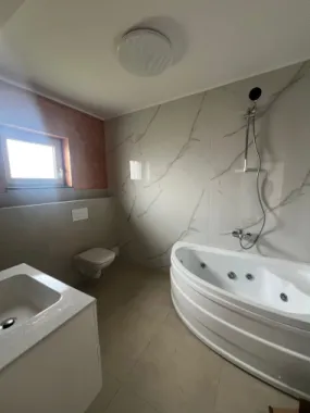 Apartament deosebit intr-o Vila, Selimbar – 150 mp + pod generos de 150 mp