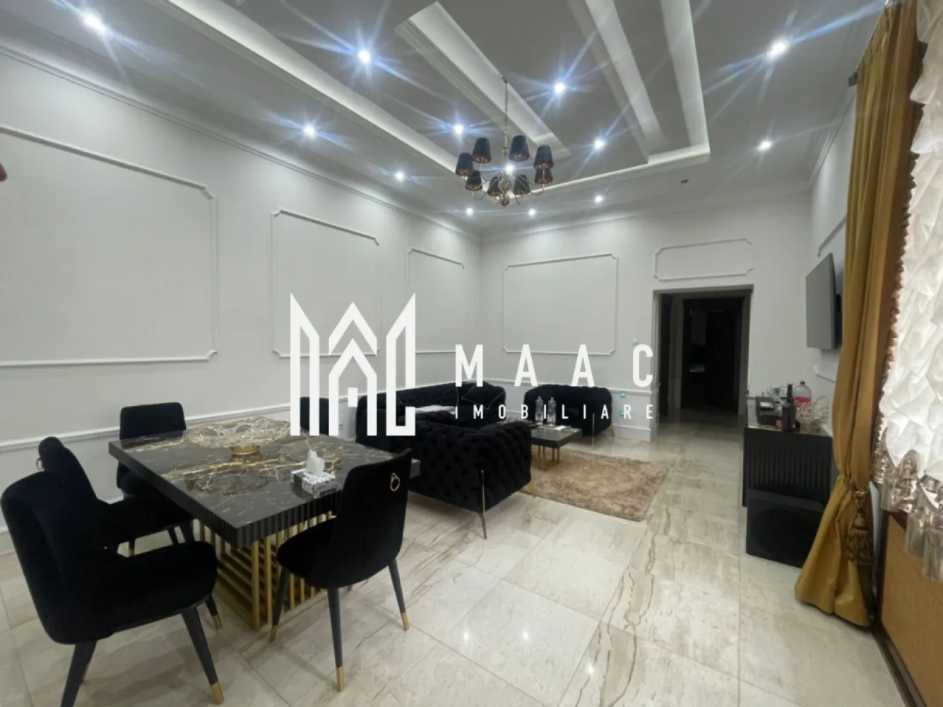 Spatiu birouri premium | 650 mp | Ultracentral - MAAC Imobiliare vă propune spre închiriere un spațiu elegant si reprezentativ, situat in centrul orasului, care impresioneaza inca de la prima vedere.
Proprietatea are o suprafata utila de 650 mp si este potrivita pentru clinica medicala, sediu de firma, birouri, shouroom sau alte activitati premium.

Spatiul este dispus pe 3 niveluri : demisol , parter si mansarda. 

Proprietatea dispune de:
- 3 bai
- 2 bucatarii
- 5 locuri de parcare in curtea interioara
- Incaperi spatioase si luminoase
- curte interioara eleganta

Pentru mai multe detalii și programarea unei vizionări, vă rugăm să contactați MAAC Imobiliare și să menționați la telefon numărul : CP3099583