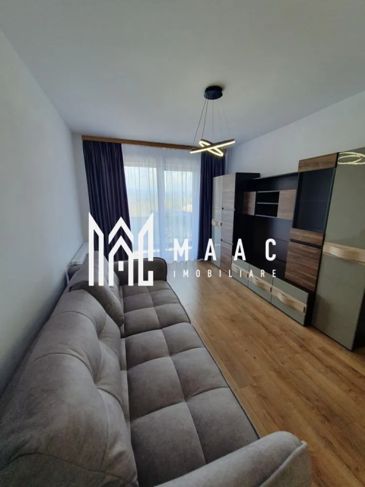 Apartament cu 2 camere | 57 MPU | Etaj 3 | Lift | Parcare | Selimbar - MAAC Imobiliare vă propune spre închiriere un apartament cu 2 camere, complet mobilat și echipat, situat la etajul 3 al unui imobil dotat cu lift.

Locuința este ideală pentru persoane care își doresc confort, funcționalitate și acces facil către punctele de interes ale orașului.

Detalii apartament
2 camere
Etaj 3
Bloc cu lift
Loc de parcare inclus în preț
Compartimentare:
living
bucătărie
dormitor
baie
hol
Dotări și beneficii
Complet mobilat și utilat
Bucătărie echipată cu:
mașină de spălat vase
cuptor
aragaz
Spațiu bine compartimentat
Locuință luminoasă și pregătită pentru mutare imediată
Condiții închiriere
Chirie: 450 €/lună
Garanție: echivalentul unei luni de chirie
Potrivit pentru

 cuplu
 persoană singură
 chirie pe termen lung

Pentru mai multe informații sau pentru a programa o vizionare, nu ezitați să ne contactați, specificand ID: CP3099870