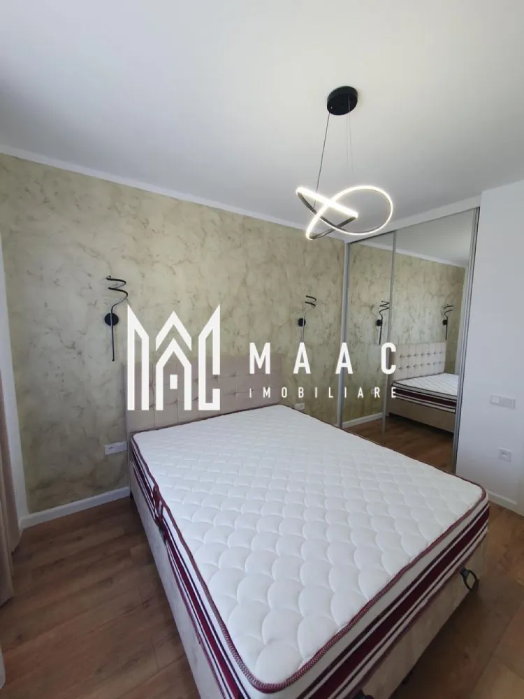 Apartament cu 2 camere | 57 MPU | Etaj 3 | Lift | Parcare | Selimbar - MAAC Imobiliare vă propune spre închiriere un apartament cu 2 camere, complet mobilat și echipat, situat la etajul 3 al unui imobil dotat cu lift.

Locuința este ideală pentru persoane care își doresc confort, funcționalitate și acces facil către punctele de interes ale orașului.

Detalii apartament
2 camere
Etaj 3
Bloc cu lift
Loc de parcare inclus în preț
Compartimentare:
living
bucătărie
dormitor
baie
hol
Dotări și beneficii
Complet mobilat și utilat
Bucătărie echipată cu:
mașină de spălat vase
cuptor
aragaz
Spațiu bine compartimentat
Locuință luminoasă și pregătită pentru mutare imediată
Condiții închiriere
Chirie: 450 €/lună
Garanție: echivalentul unei luni de chirie
Potrivit pentru

 cuplu
 persoană singură
 chirie pe termen lung

Pentru mai multe informații sau pentru a programa o vizionare, nu ezitați să ne contactați, specificand ID: CP3099870