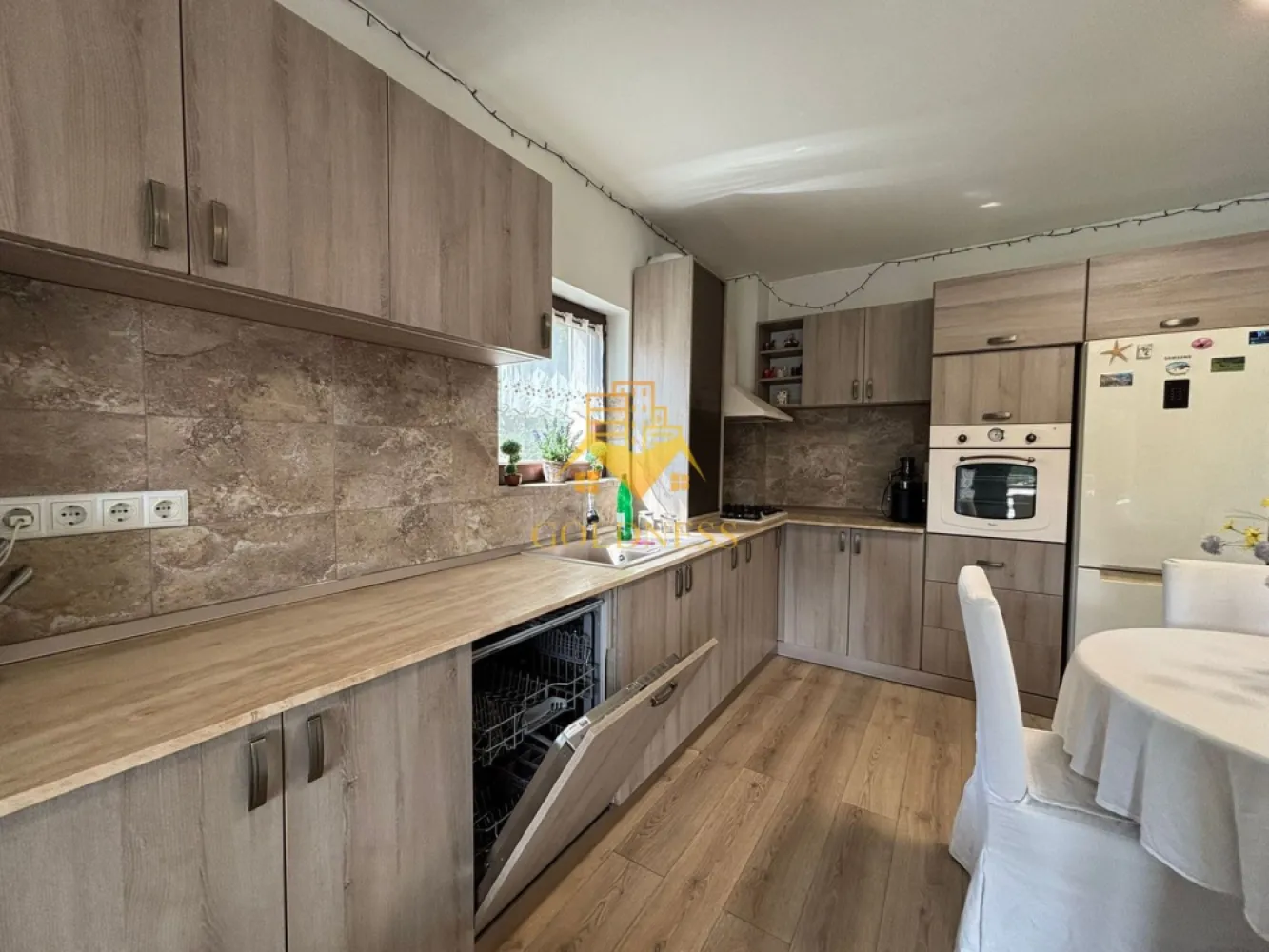 3 camere, 2 parcari, gradina 50 mp, gratar, Grigorescu Zona Donath