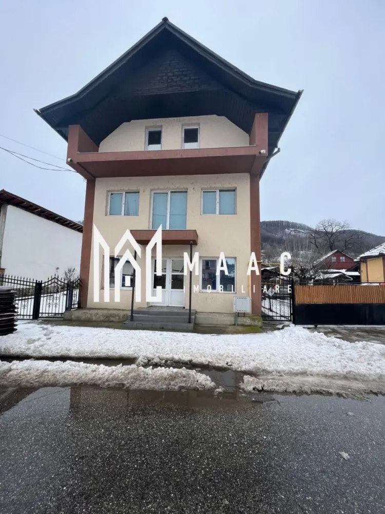 Vila | P+2 | Magazin | Pausesti-Maglasi | Cheia