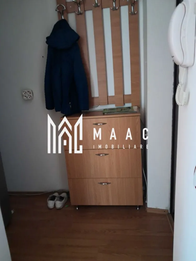 Garsoniera | etaj 5 mansarda | Ostroveni | 31 mp | - MAAC Imobiliare vă propune spre vânzare o garsonieră spațioasă, situată în cartierul Ostroveni, pe Aleea Gladiolelor, într-o zonă liniștită și bine conectată la principalele puncte de interes ale orașului. Proprietatea este amplasată la etajul 5 – mansardă și reprezintă o alegere excelentă atât pentru locuit, cât și pentru investiție.
Cu o suprafață de 37 mp, garsoniera oferă un spațiu generos și bine compartimentat, ideal pentru confortul de zi cu zi.
Caracteristici:
Garsonieră situată în Ostroveni
Aleea Gladiolelor
Suprafață de 37 mp
Etaj 5 – mansardă
Compartimentare practică și luminoasă
Ideală pentru locuit sau investiție
Compartimentare:
Cameră spațioasă
Bucătărie
Baie
Hol de acces
Avantaje:
Zonă liniștită și apreciată
Acces rapid către magazine, școli și transport public
Suprafață generoasă pentru o garsonieră
Potrivită pentru închiriere sau locuință personală
Costuri eficiente de întreținere
Pentru mai multe informații și programarea unei vizionări, echipa MAAC Imobiliare vă stă la dispoziție.ID 3094603