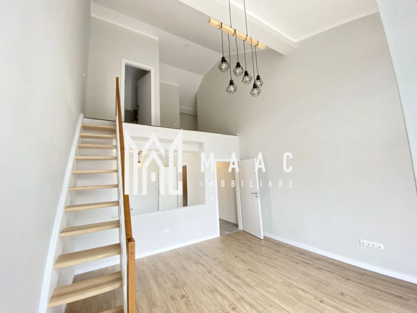 Penthouse I 4 Camere I INTABULAT I 0% Comision