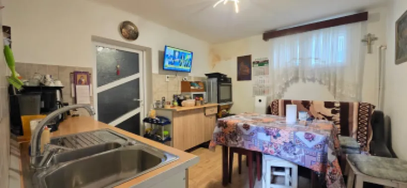 Ocazie ! Centru - Tomis 1 Vila Tip Duplex D+P+1E+Terasa 78.900 Euro