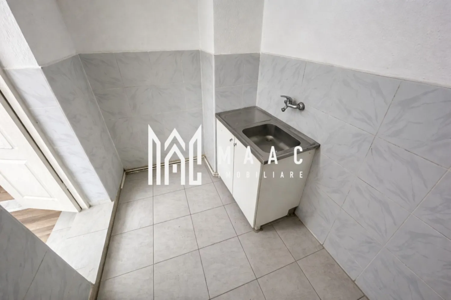 Apartament 2 camere | Parter | Balcon 9 MP | Lacul lui Binder