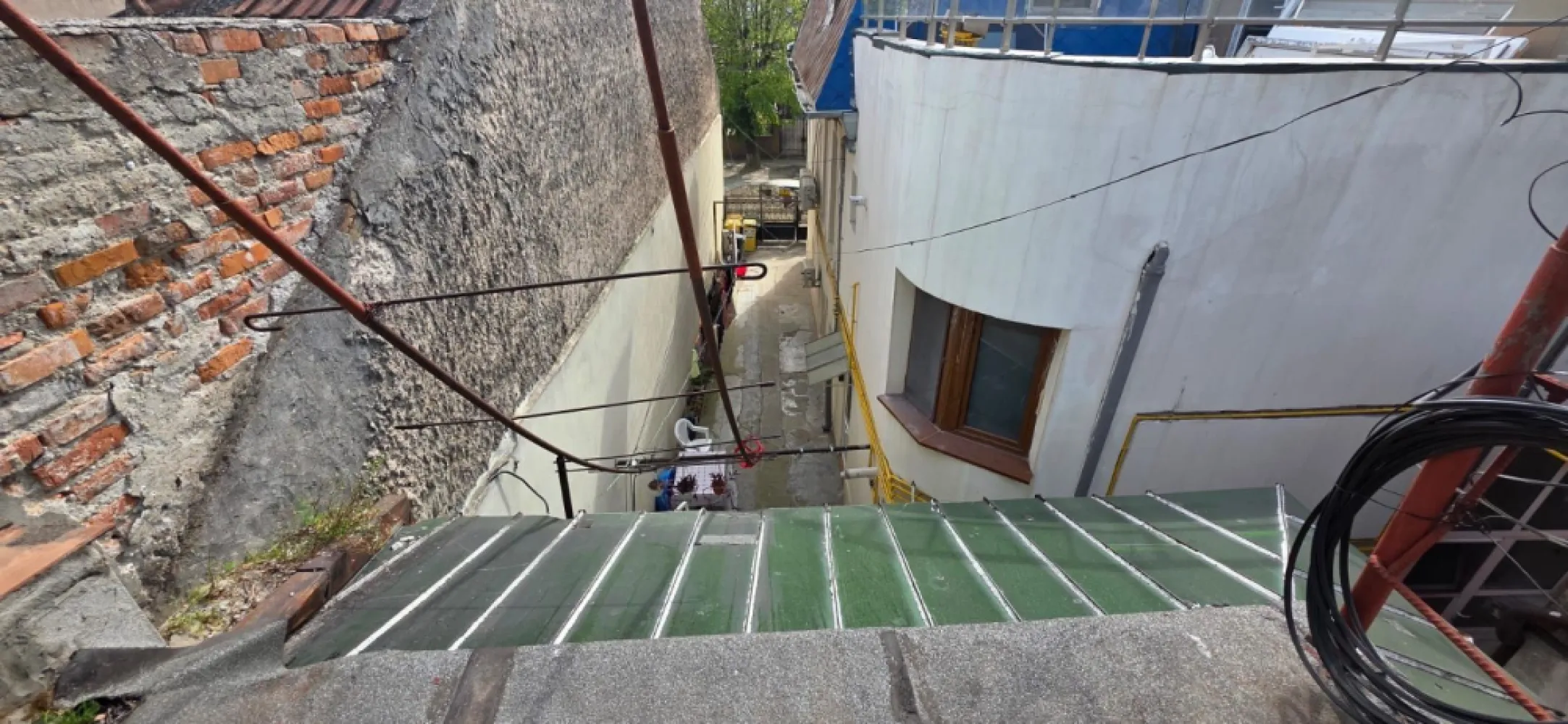 Ocazie ! Centru - Tomis 1 Vila Tip Duplex D+P+1E+Terasa 78.900 Euro