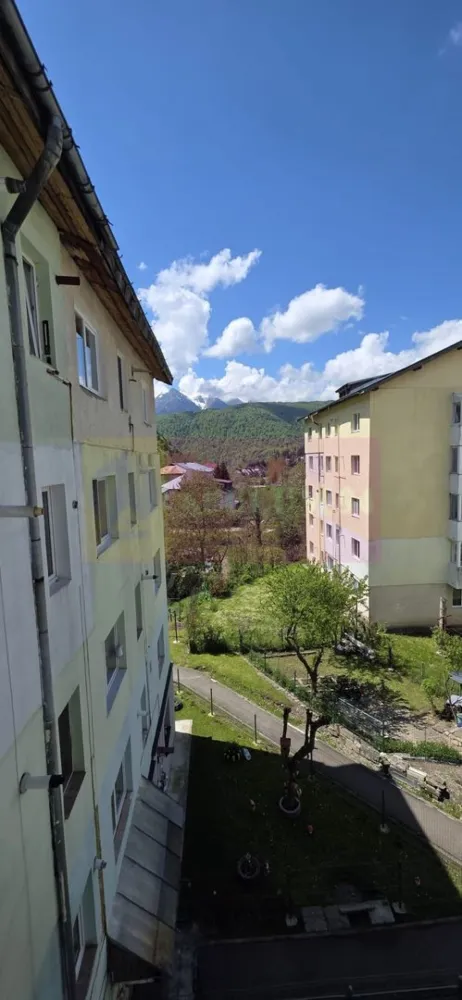 Apartament cu 2 camere de vanzare in Azuga