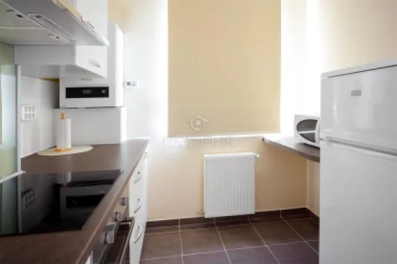Apartament de inchiriat 1 camera, PARCARE zona Iulius Mall