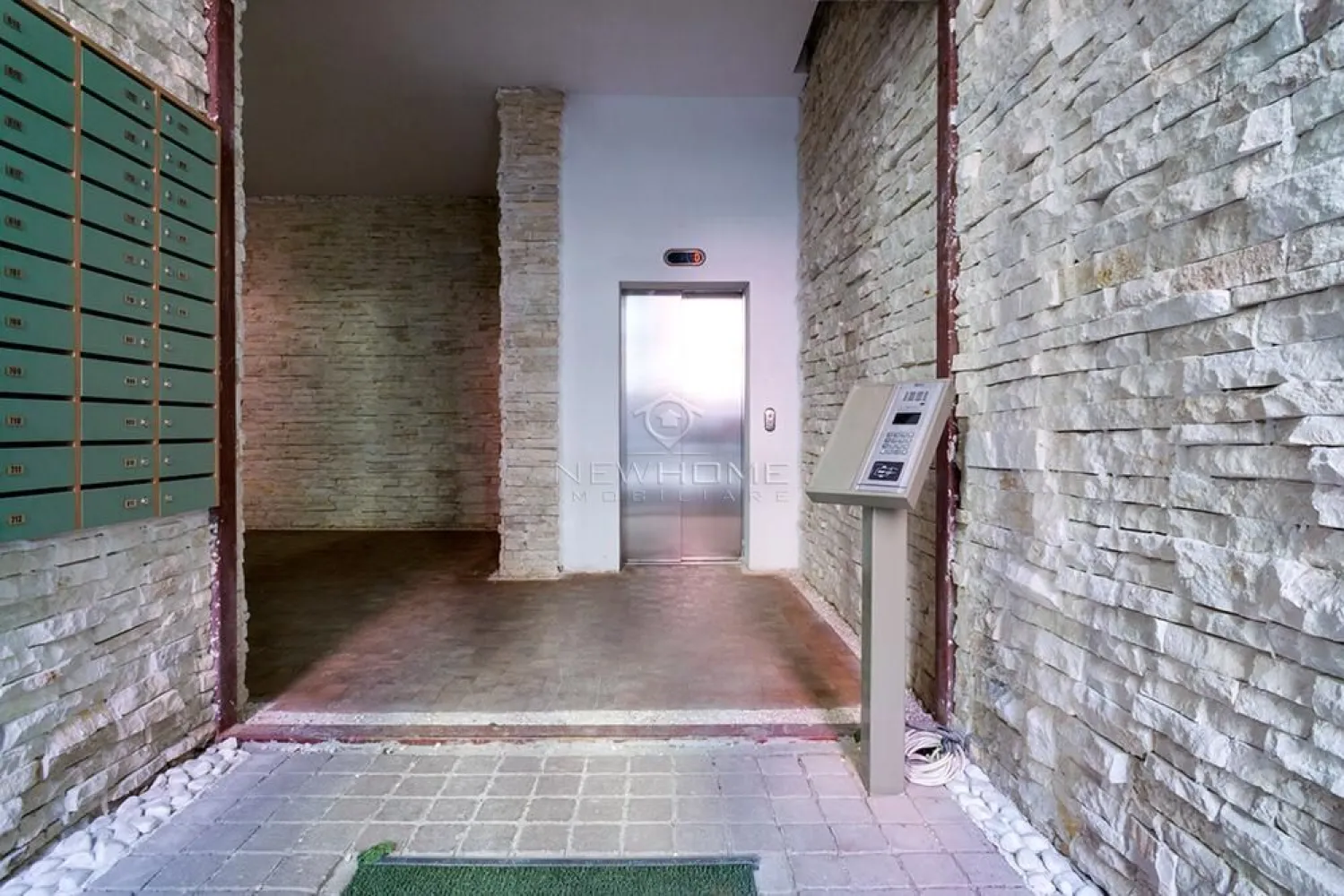 Apartament de inchiriat 1 camera, PARCARE zona Iulius Mall