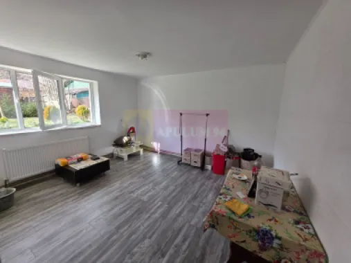 Apartament de vanzare cu 2 camere in Azuga