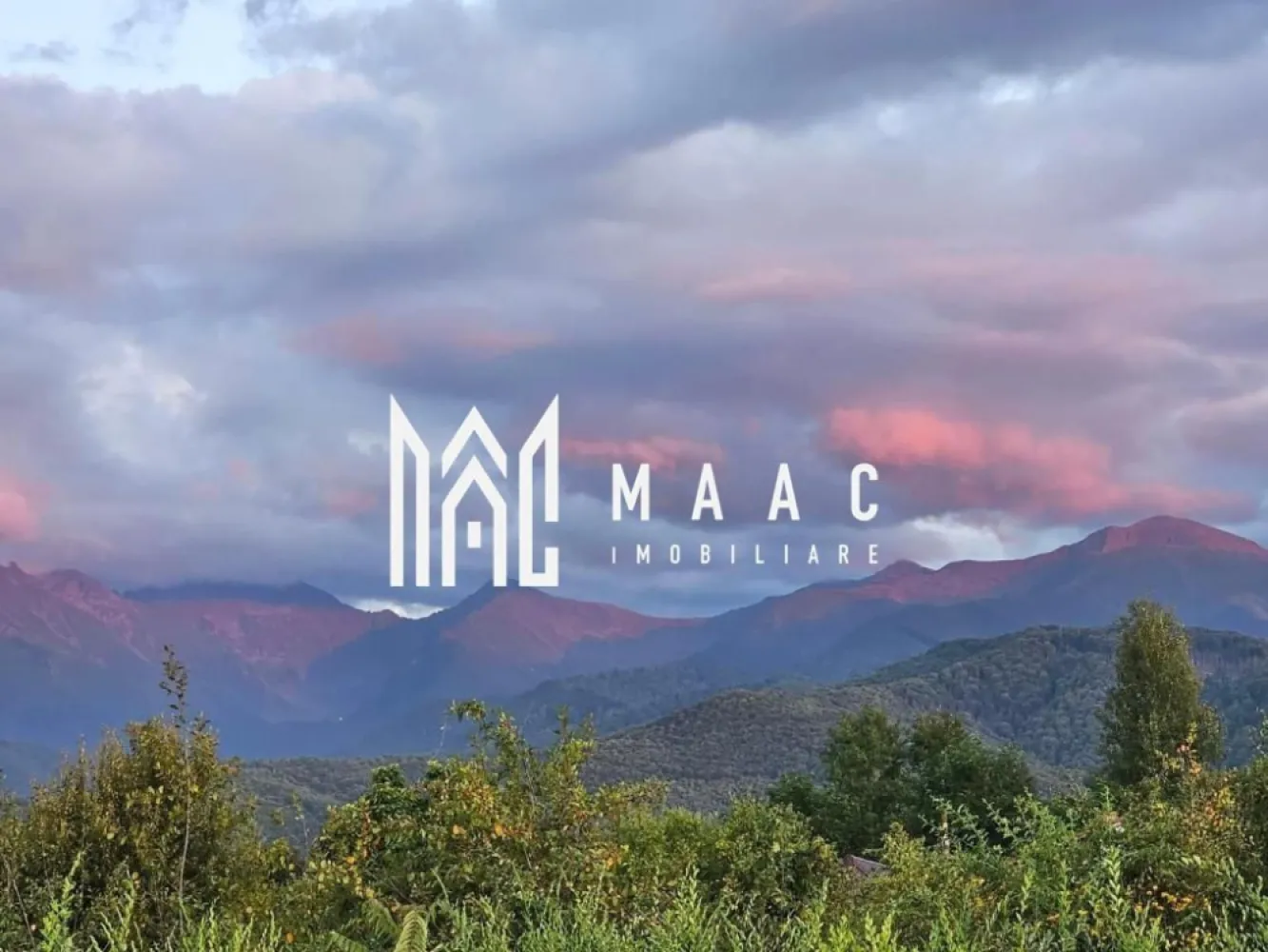 Vilă superbă | 4 camere | 500 mp teren | Vedere la munte | Valea Avrigului - Maac Imobiliare prezintă o oportunitate ideală de investiție, locuință permanentă sau de weekend – o casă de vacanță situată în pitoreasca zonă a Văii Avrigului, într-un cadru natural deosebit, perfect pentru iubitorii de munte și activități în aer liber.

Imobilul are o suprafață utilă de 120 mp, fiind amplasat pe un teren generos de 500 mp, și dispune de:

3 dormitoare spațioase
Living primitor, perfect pentru relaxare în familie
Bucătărie complet utilată (frigider, cuptor cu microunde)
2 băi, ambele dotate cu cadă
Terasă cu vedere superbă la munte
Balcon și grădină amenajată
Parcare privată gratuită
Grătar în curte, ideal pentru seri liniștite cu prietenii
Locuința este echipată cu centrală pe lemne și încălzire electrică, ceea ce asigură costuri reduse de întreținere. Zona este excelentă pentru activități recreative precum drumeții, ciclism, schi sau pescuit, fiind un punct de atracție pentru turiști, dar și o alegere inspirată pentru cei care caută liniște și natură.

✅ Poate fi folosită ca reședință permanentă, casă de vacanță sau investiție turistică (închiriere în regim hotelier).

📍 Valea Avrigului – una dintre cele mai frumoase zone montane din apropierea Sibiului, cu acces facil și peisaje spectaculoase în orice anotimp.

Pentru mai multe detalii precizati telefonic ca ati vazut anuntul cu ID: CP2567332