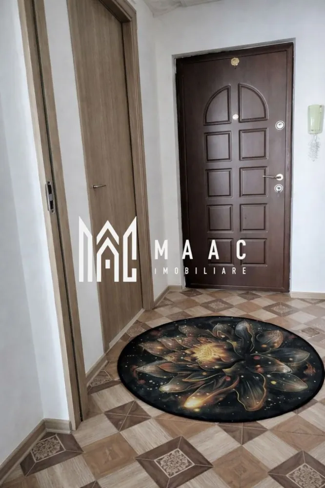 Apartament 2 Camere | 47 MPU | Bulevardul Mihai Viteazul - MAAC Imobiliare oferă spre vânzare un apartament cu 2 camere.

Apartamentul are acces facil către toate punctele de interes: centre comerciale, bănci, farmacii, instituții de învățământ (școli și facultăți), precum și mijloace de transport în comun.

Compartimentare:
 • Hol de acces
 • Living separat de bucătărie prin ușă glisantă
 • Dormitor
 • Baie

Suprafață utilă: 47 mp

Dotări și avantaje:
 • Toate instalațiile sunt noi
 • Centrală termică proprie nouă
 • Aer condiționat nou
 • Mobilier nou
 • Apartamentul nu necesită nicio investiție, fiind gata de mutare

Pentru mai multe detalii sau pentru programarea unei vizionări, vă rugăm să ne contactați, menționați ID-ul anunțului: CP2864576.