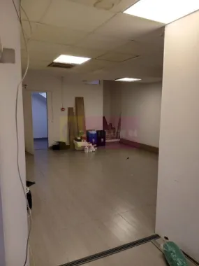 Spatiu 106 mp demisol, intrare separata, utilitati incluse, Sebastian