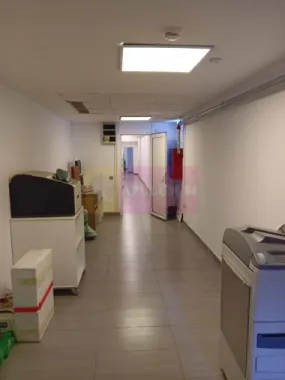 Spatiu 106 mp demisol, intrare separata, utilitati incluse, Sebastian