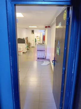 Spatiu 106 mp demisol, intrare separata, utilitati incluse, Sebastian