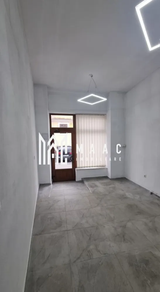 Spatiu comercial | Vitrină | 17 MPU | Orașul de Jos