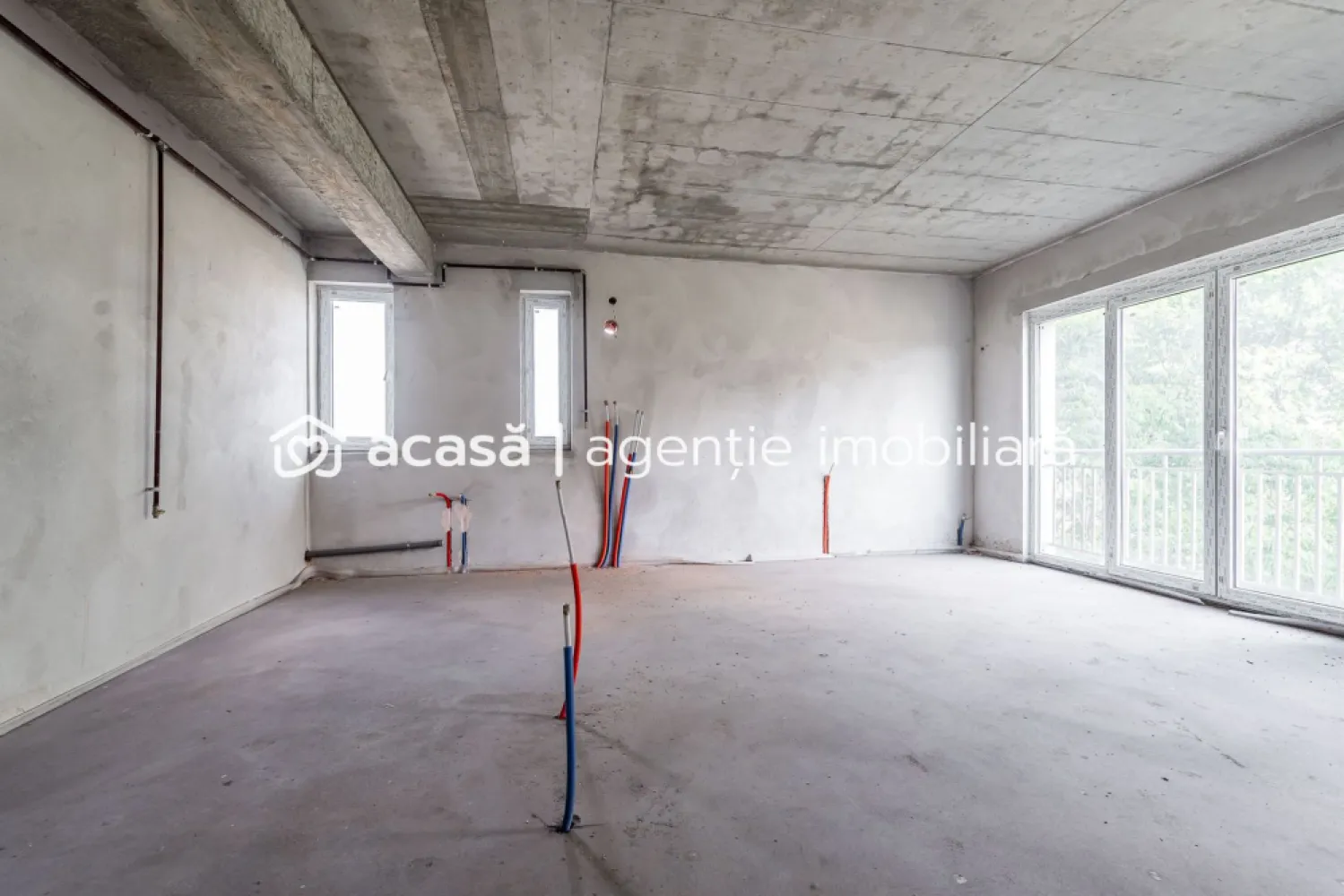 Apartament 2 camere decomandat | BERMO | Banu Mărăcine - Vă propun spre vânzare un apartament cu 2 camere, decomandat, situat la etajul 3 din 5 al unui imobil construit în 2010, prevăzut cu lift.

Locuința are o suprafață utilă de 64 mp și se predă la gri, oferind posibilitatea amenajării după propriul gust. Apartamentul dispune de instalație pregătită pentru încălzire în pardoseală.

Avantaje:
zonă liniștită și apreciată
etaj intermediar
bloc cu lift
compartimentare decomandată
ideal pentru locuit sau investiție

Preț: 92.000 Euro.

📞 Pentru mai multe detalii sau programarea unei vizionări, contactați-mă la numărul: 0742 267 773

Andreea Szuchanszki consultant imobiliar