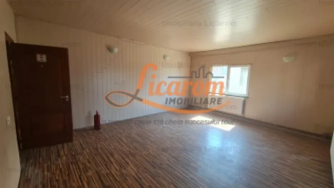 Proprietate in Cristian cu trei constructii+o fundatie,450000euro