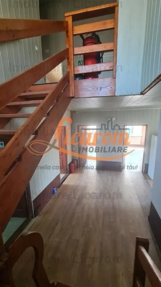 Proprietate in Cristian cu trei constructii+o fundatie,450000euro