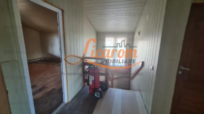 Proprietate in Cristian cu trei constructii+o fundatie,450000euro