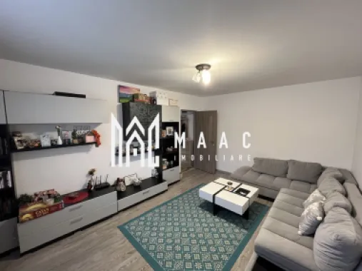 Logo MAAC IMOBILIARE logo